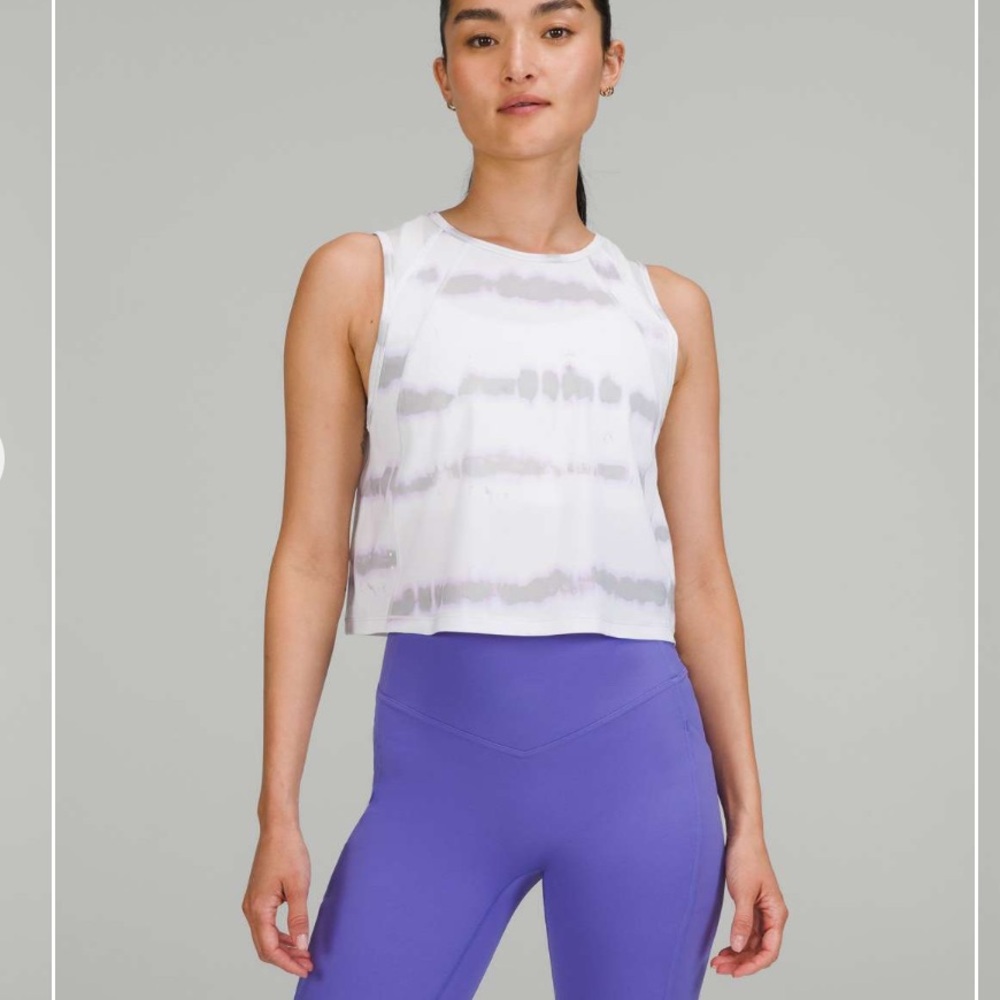 Lululemon Sculpt Cropped Tank in Transverse Lilac Multi / White